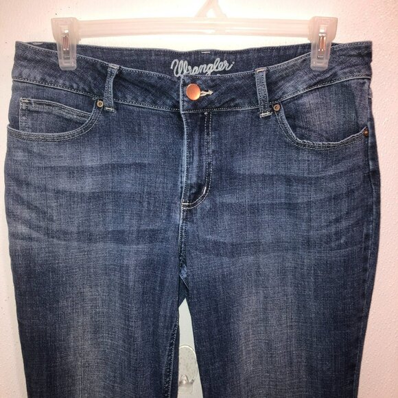 Wrangler Womens Size 15 x 34 Dark Wash Blue Essential Mid Rise Boot Cut Jeans - Picture 4 of 9